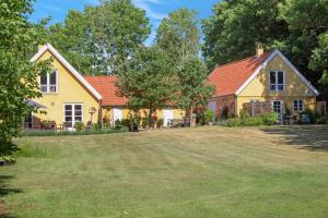 Idyllische Anwesen im Rande eines grosen wald - Sor, Mittel Seeland