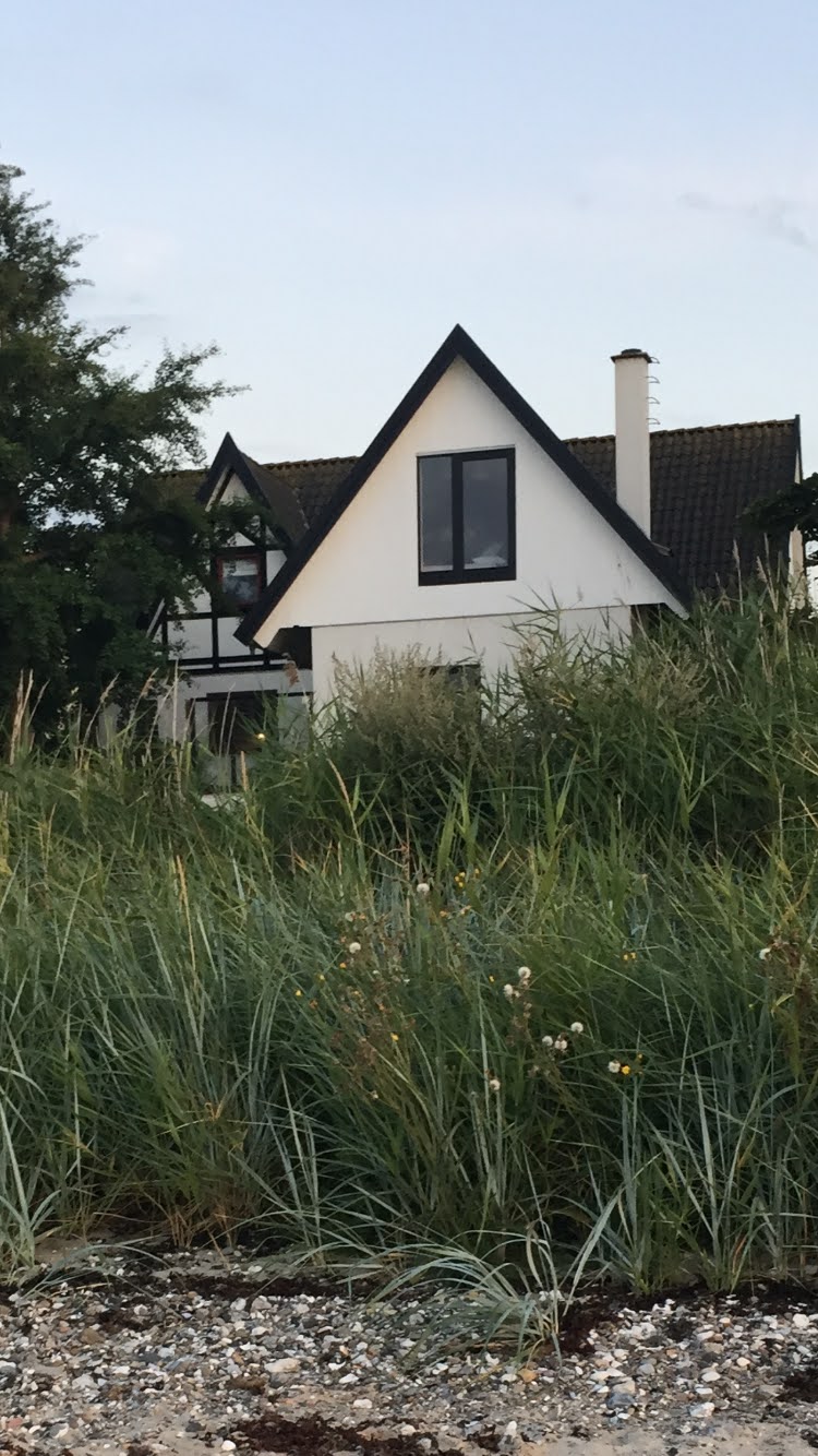 Huset set fra stranden