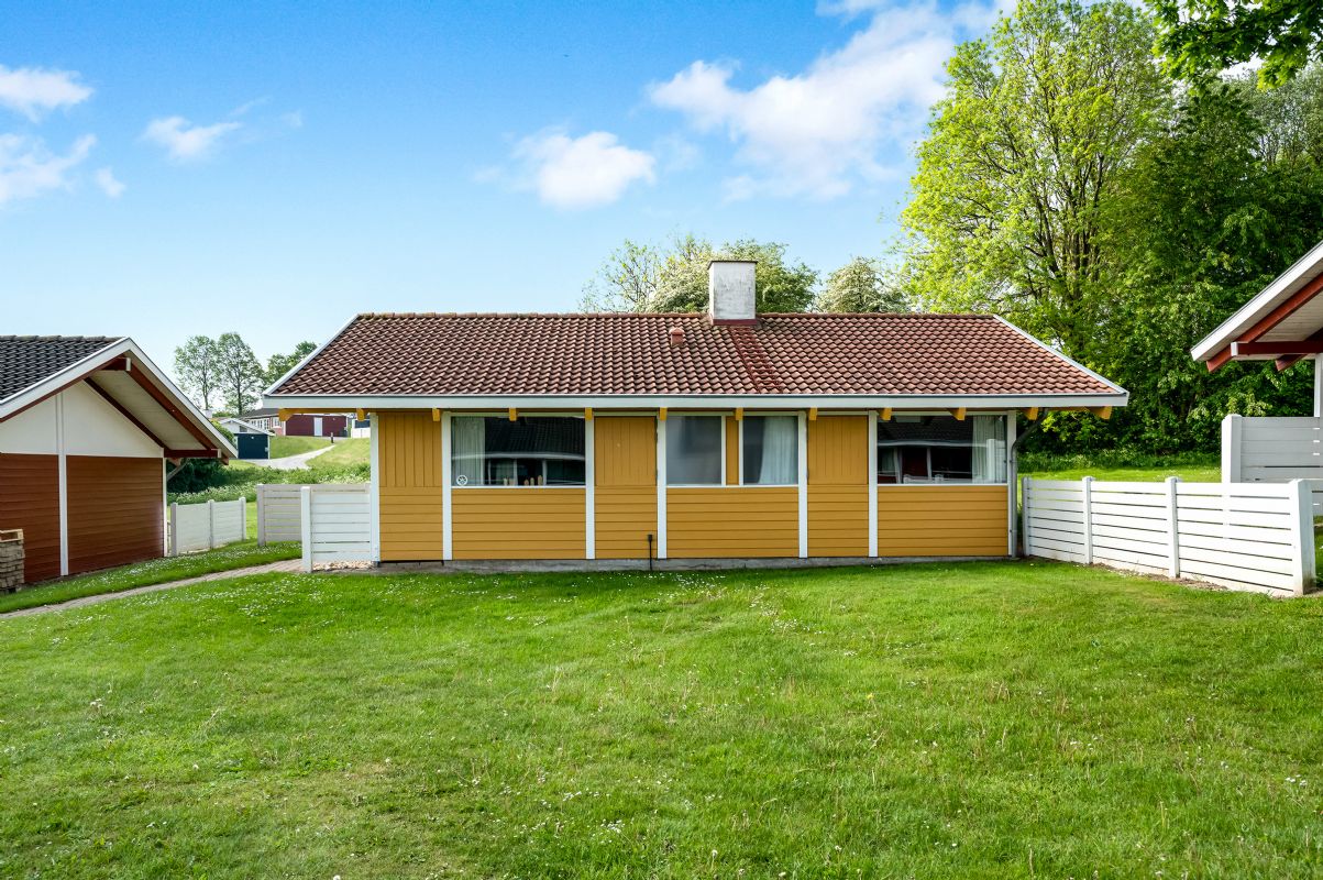 Holiday home 2225
