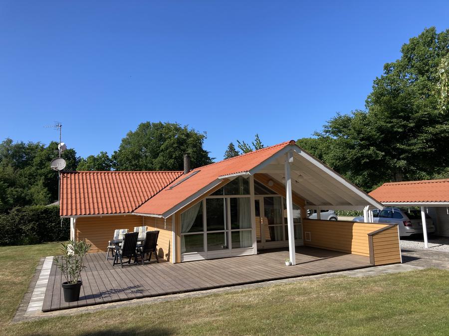 adgang til stue/alrummet fra sydterrassen