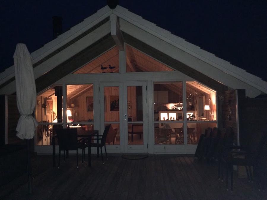 kik ind i stuen fra terrasse 