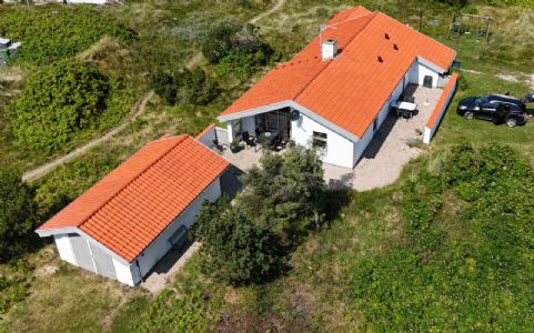 Dejlig sommerhus for 6 personer i Klitmller ved Vesterhavet og i Nationalparken Thy. 
