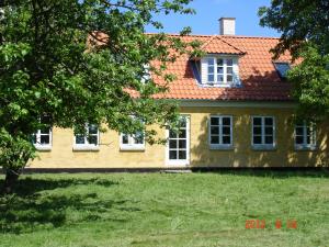 Idyllic country house in the middle of Bornholm next to the forest