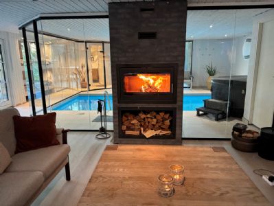 267 m2 POOL HOUSE 500 m from the BEACH with ACTIVITIES outside and inside.