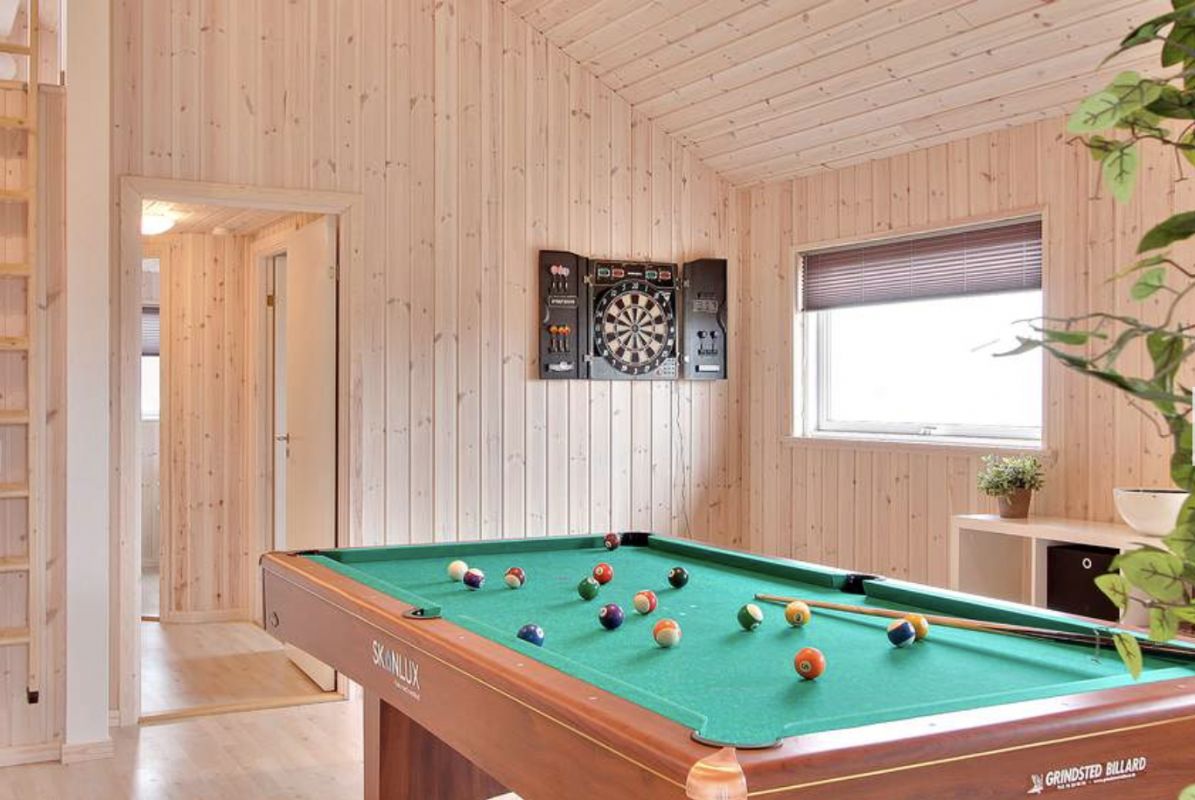 Billard og dart i aktivitetsrummet