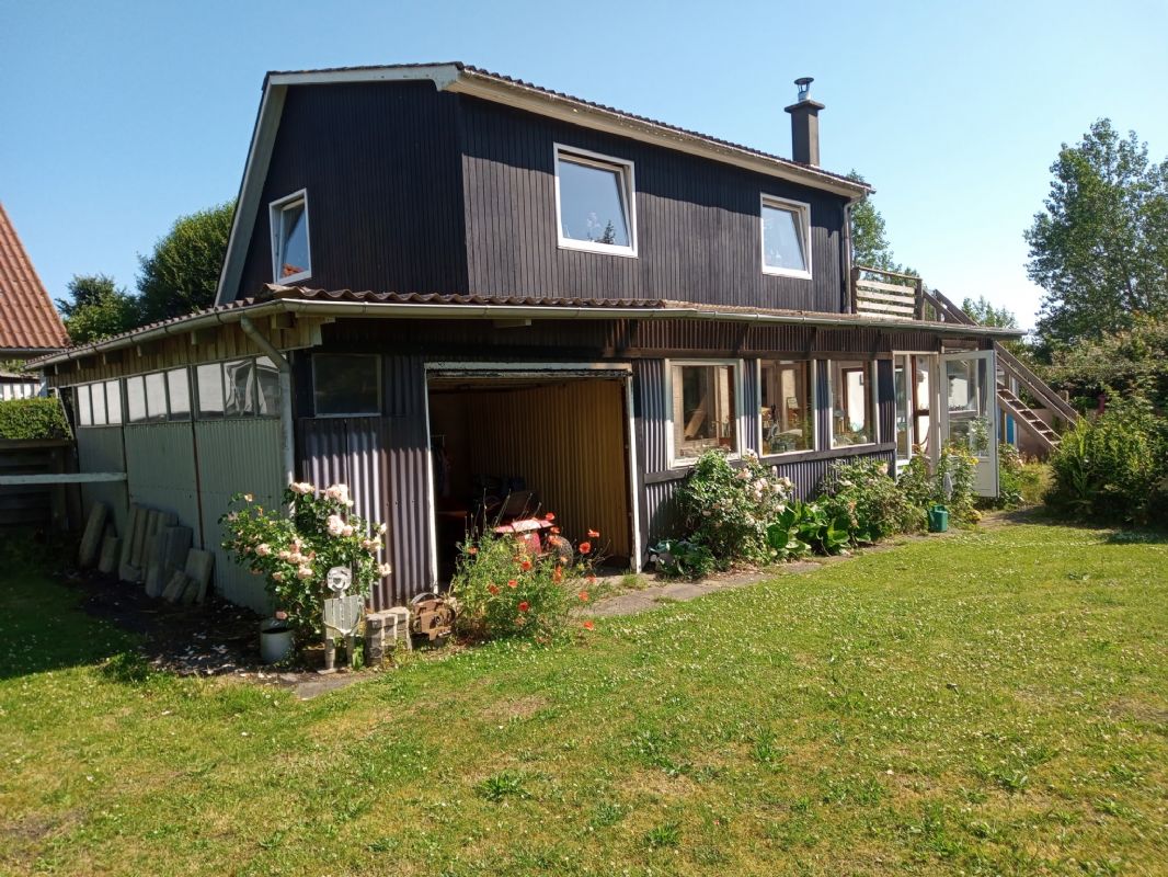 Sommerhus p� kegn�s, Sydals.
100 meter til vandet.